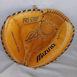 Mizuno Franchise MFR C022 Super Max Flex Palm Pro-Scoop Catchers Mitt LHT